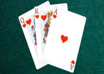 Kỹ Thuật Chia Bài Liêng Hiệu Quả Để Tạo Lợi Thế Trong Ván Đấu